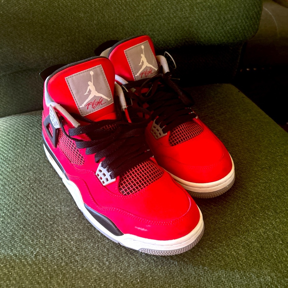 COPY - Air Jordan Retro Toro Bravo